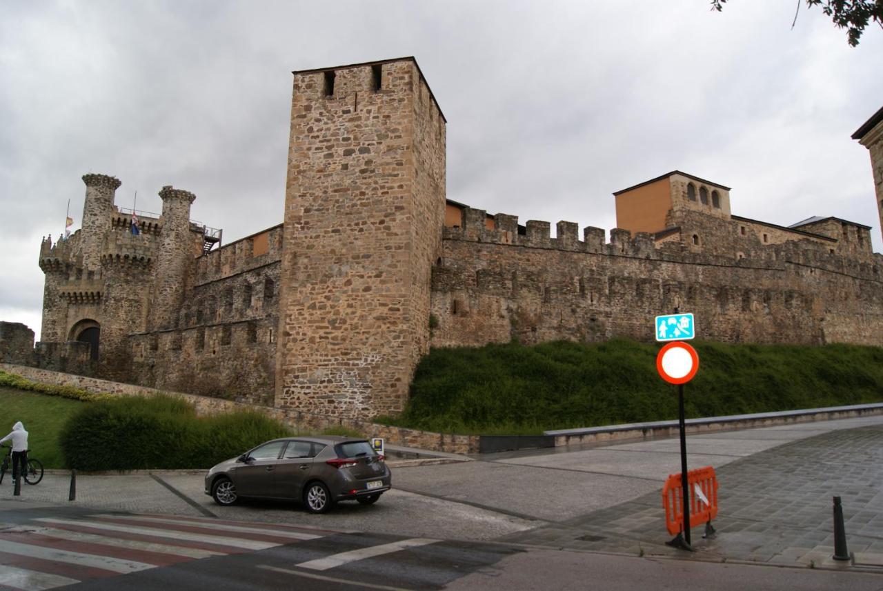 Apartamento El Caminito Apartment Ponferrada Luaran gambar